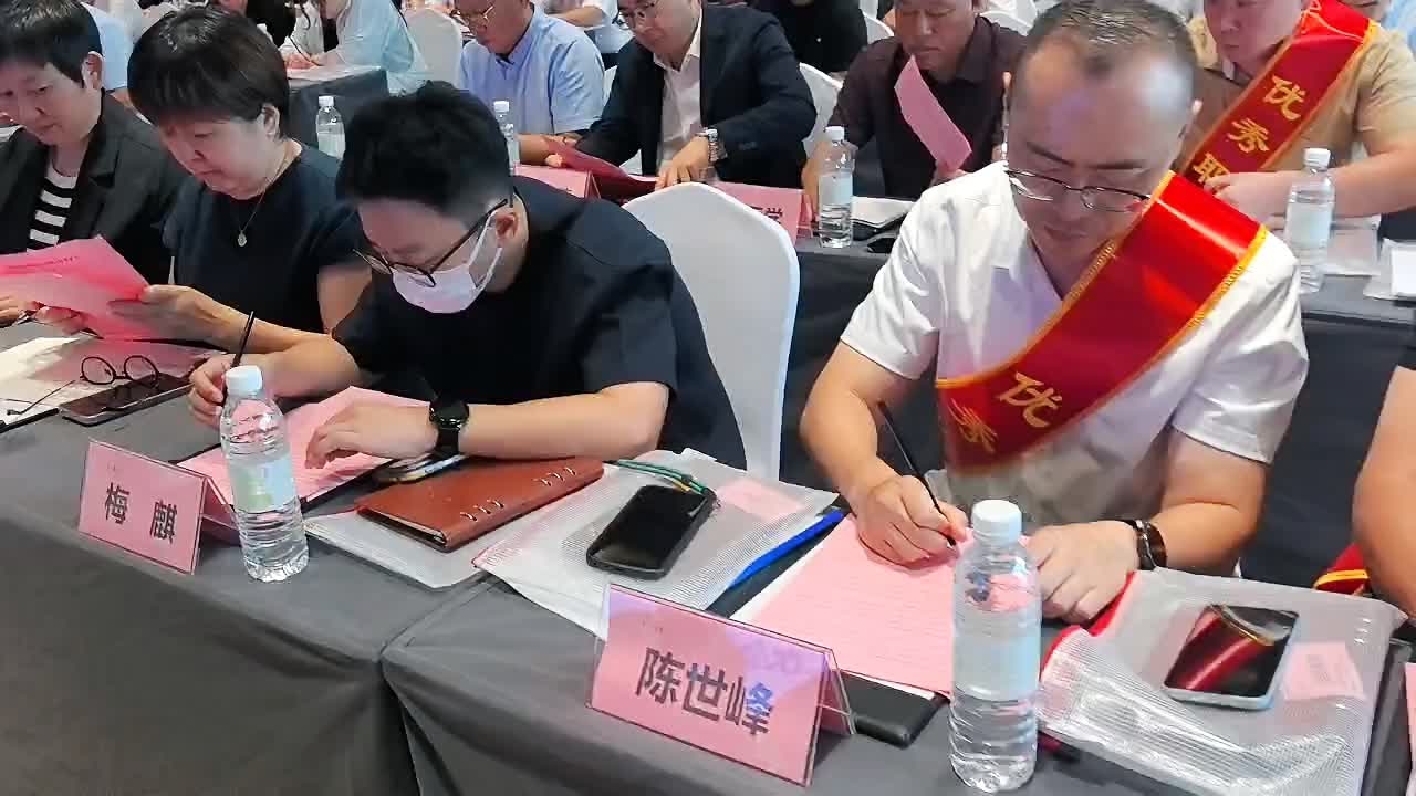 2.mp4.jpg